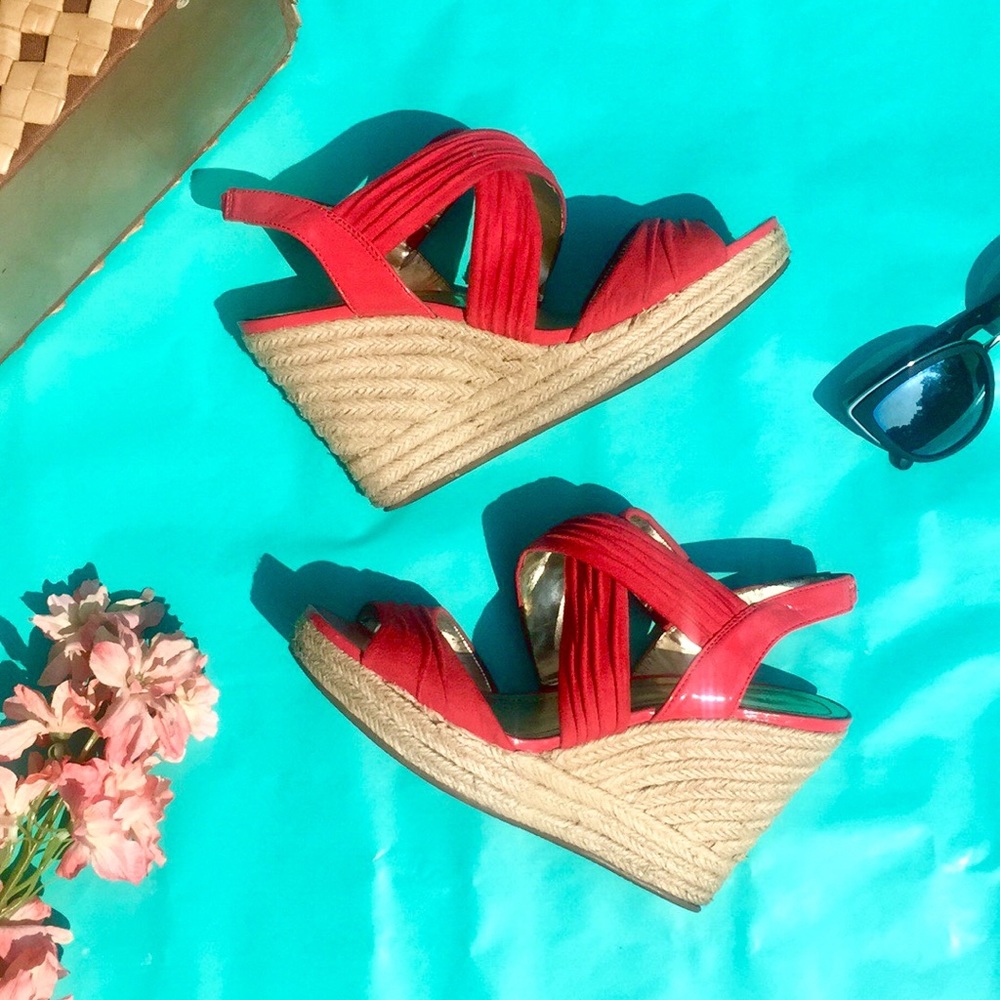 Summer Wedges 🌺🌴